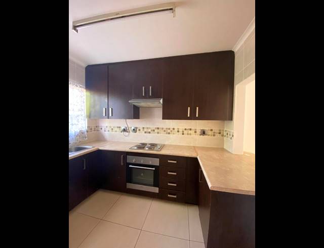 2 BEDROOM APARTMENT FOR SALE IN VORNA VALLEY